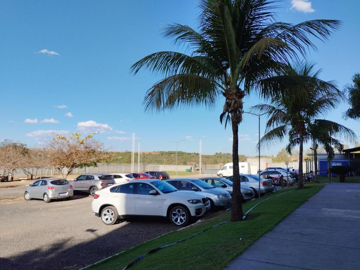 Lagoa Quente - De 2 Quartos Em