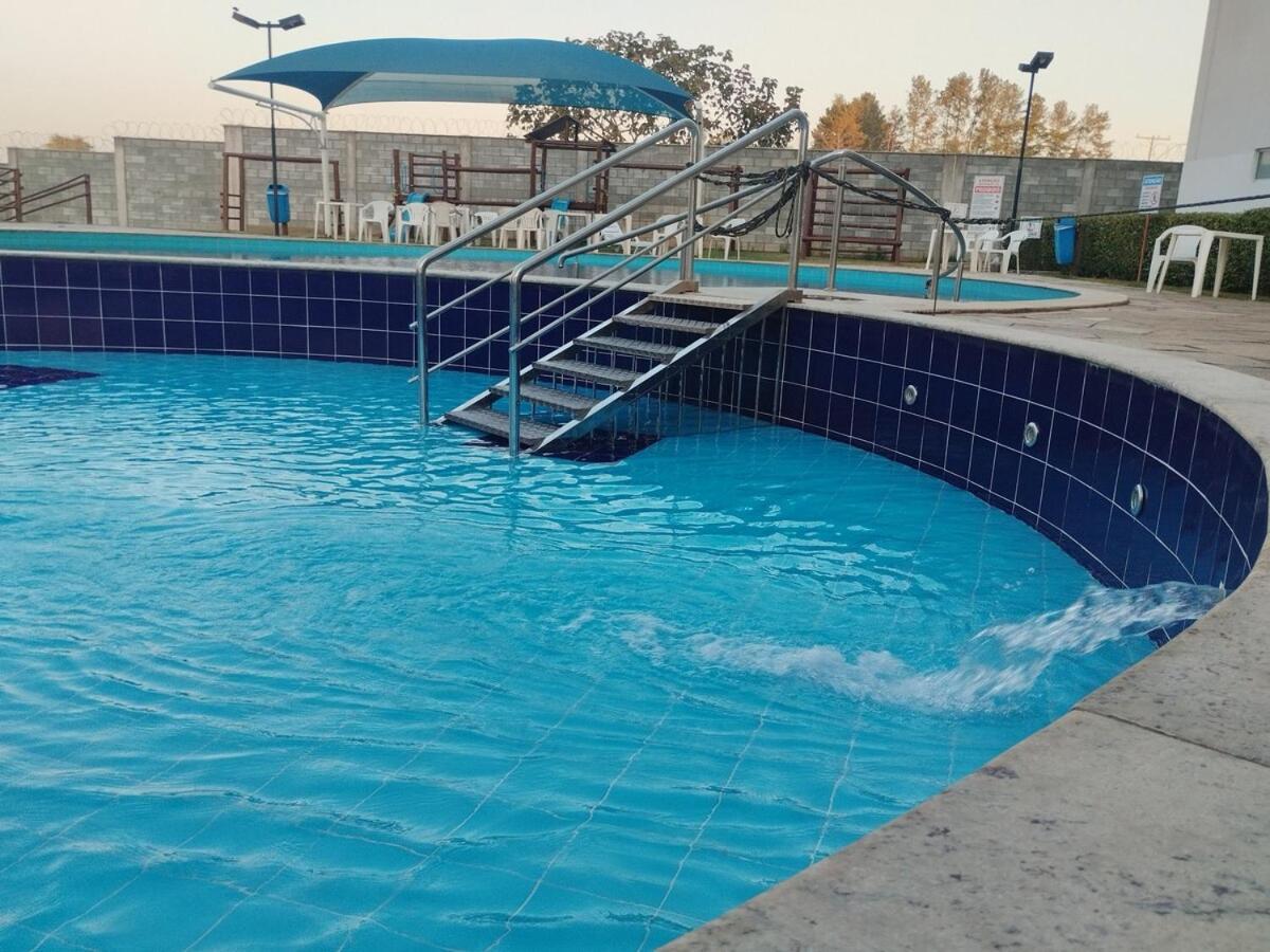 Lagoa Quente - De 2 Quartos Em Caldas Novas